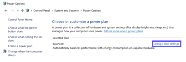 La configuración de Opciones de energía de Windows está abierta en la pantalla "Elegir o personalizar un plan de energía". Se resalta el enlace "Cambiar la configuración del plan".