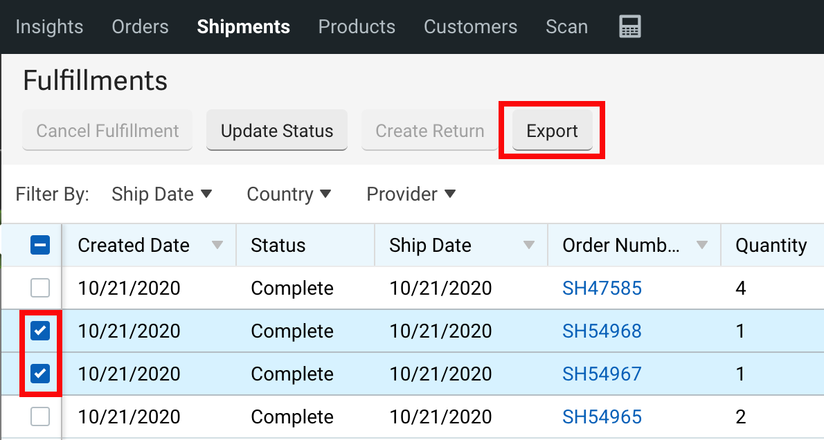 Der rote Kasten hebt die Schaltfläche „Exportieren“ hervor und zeigt zwei ausgewählte Fulfillment-Datensätze an