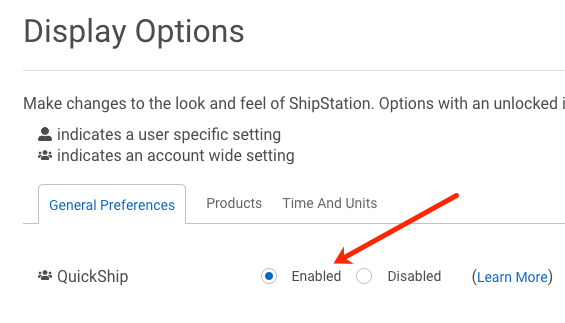 Auf der Registerkarte „Anzeigeoptionen, allgemeine Einstellungen“ zeigt der Pfeil auf die aktivierte QuickShip-Option.