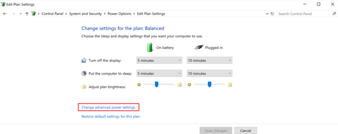 La configuración de Opciones de energía de Windows está abierta en la pantalla Cambiar la configuración del plan. Se resalta el enlace "Cambiar la configuración avanzada de energía".