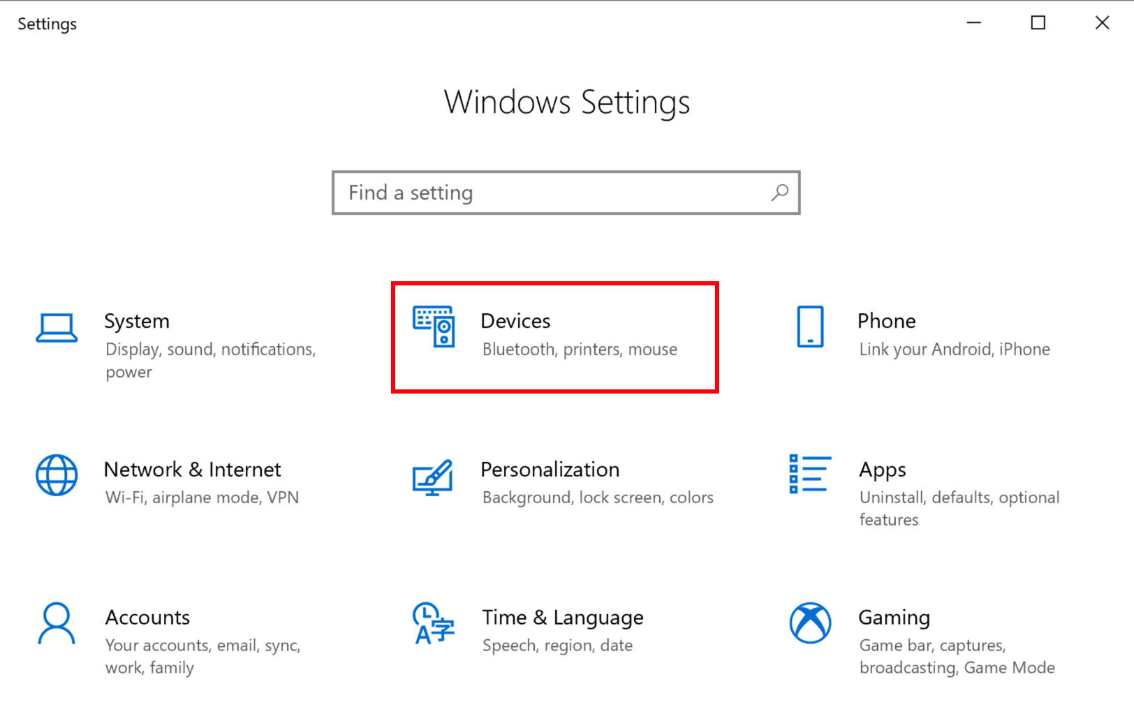 La página Configuración de Windows abierta con el ícono Dispositivos resaltado con un cuadro rojo.